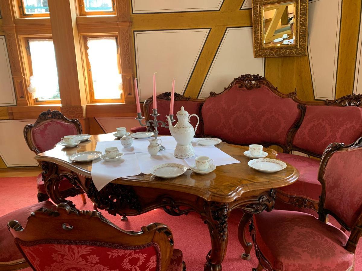 Hotel Zum Riesen - Aelteste Fuerstenherberge Deutschlands Мильтенберг Экстерьер фото